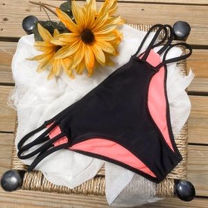 H&M • Black Cheeky String Bathing Suit Bottoms